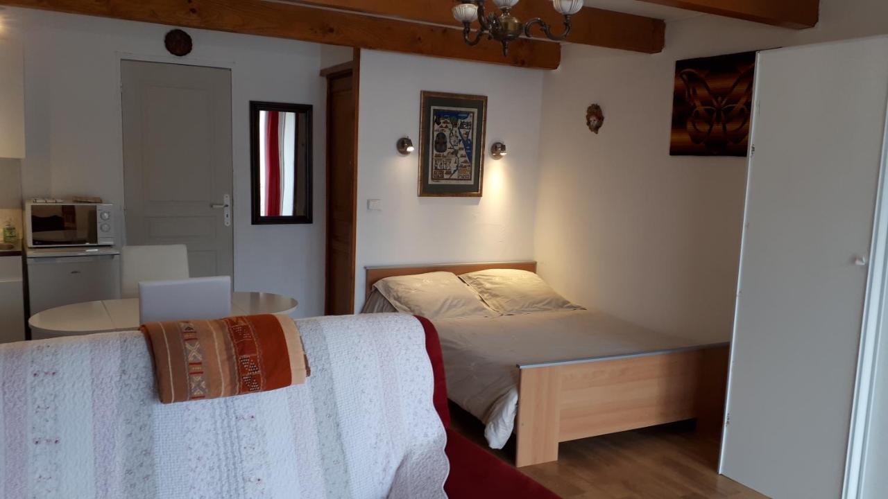 Studio Agreable Et Tres Lumineux Salles-dʼAude Екстериор снимка